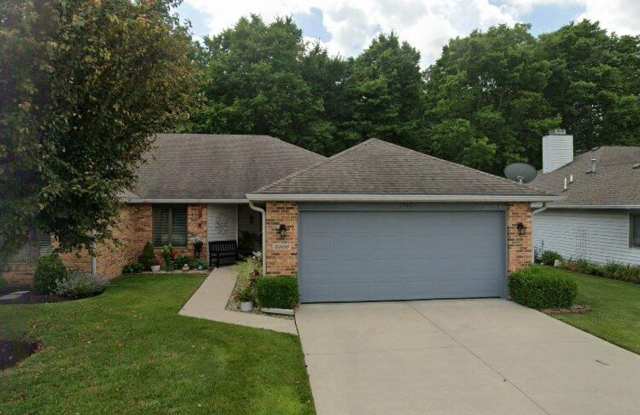 2 Bedroom / 2 Bathroom Condo @ Eagles Nest - 2506 North Morrison Road, Muncie, IN 47304
