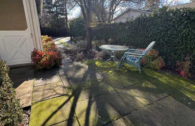 381 East 9th Street photos photos