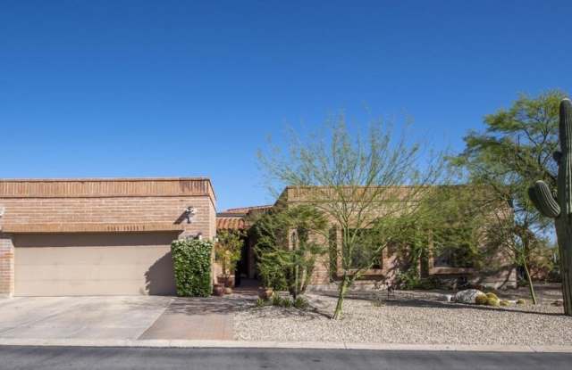 Refined Desert Living in the Catalina Foothills photos photos