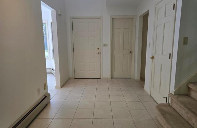 87 Lakeview Drive Gallery 2