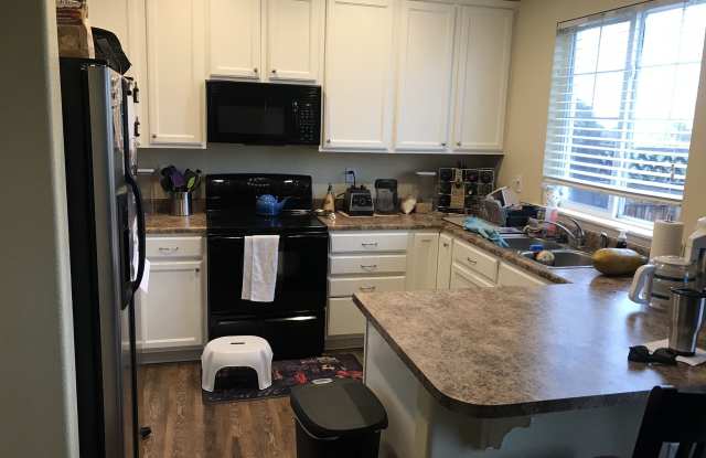 12982 Grant Circle East Gallery 3