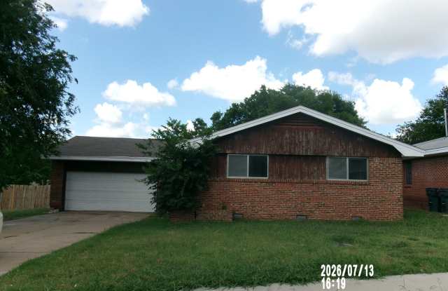 Spacious home with lots of personality located in Lawton Heights photos photos