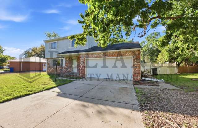 1915 Cypress Lane Gallery 3