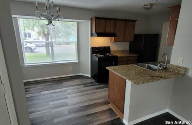 5414 PORT TOWNSEND DR Gallery 3