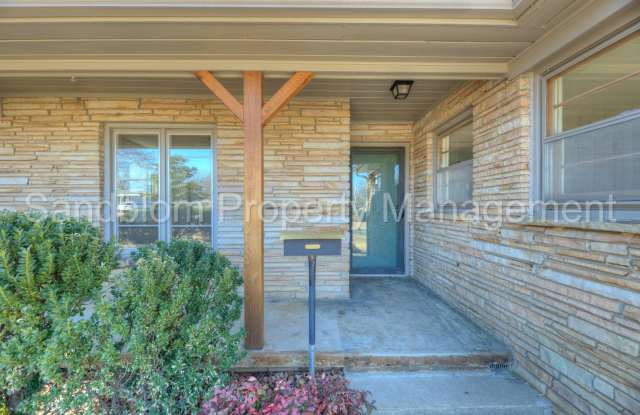 For Lease | Midtown Tulsa | Available Now! Gallery 3
