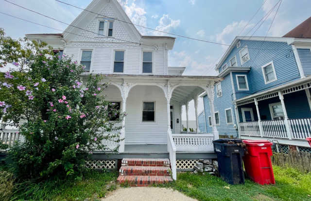 Spacious 4 Bedroom Twin FOR RENT in Bridgeton NJ $1650 photos photos