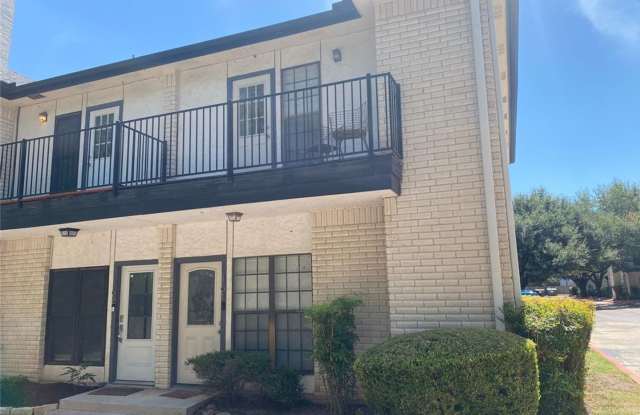 Tucked into the heart of Austin’s coveted Zilker neighborhood! photos photos Tucked into the heart of Austin’s coveted Zilker neighborhood! photos photos