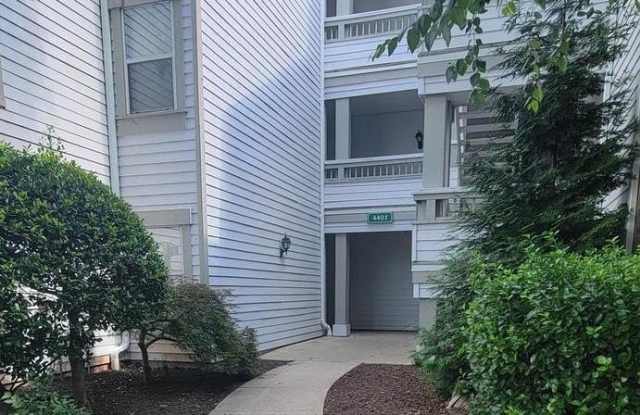 4401 SEDGEHURST Drive Gallery 2