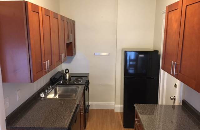 Gorgeous Allston 1 Bed Available 9/1/26 Gallery 1