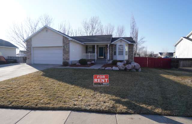 2062 S 1575 W - 2062 Dahl Lane, Syracuse, UT 84075