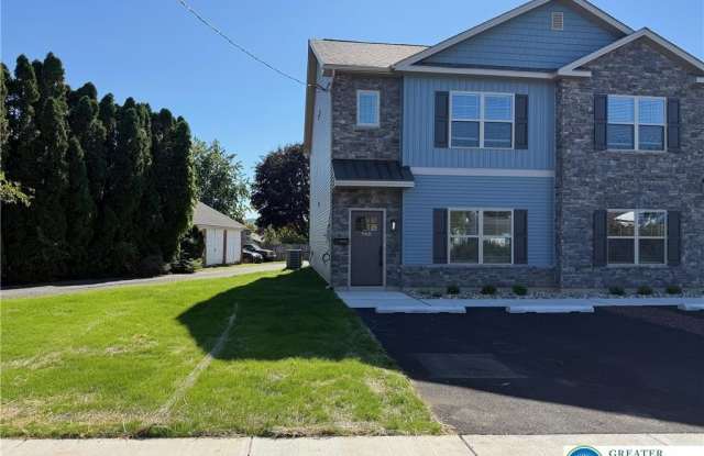960 Hilton Street - 960 Hilton Street, Bethlehem, PA 18017