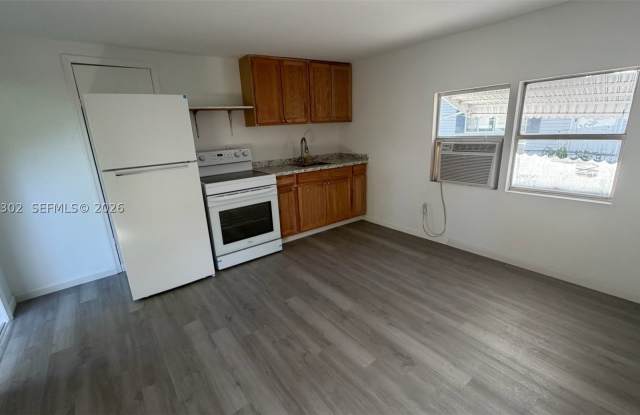 11942 Anchorage Way Gallery 3