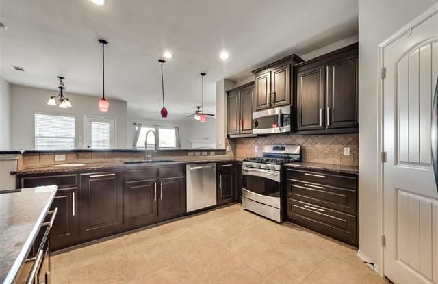 1005 Golden Bear Lane - 1005 Golden Bear Lane, McKinney, TX 75072