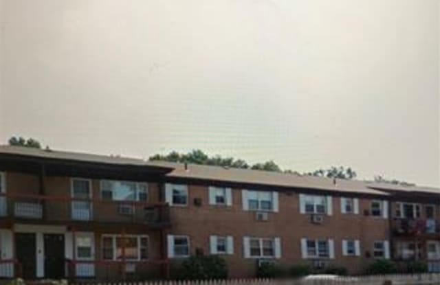 55 Gill Lane - 55 Gills Lane, Iselin, NJ 08830