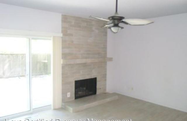 11446 Madera Rosa Gallery 3