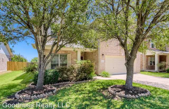 14812 Fernhill Dr Gallery 2