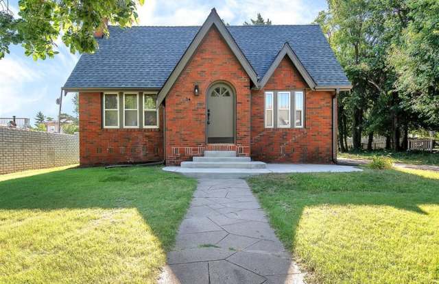 3 bedroom 1 bath home in College Hill photos photos