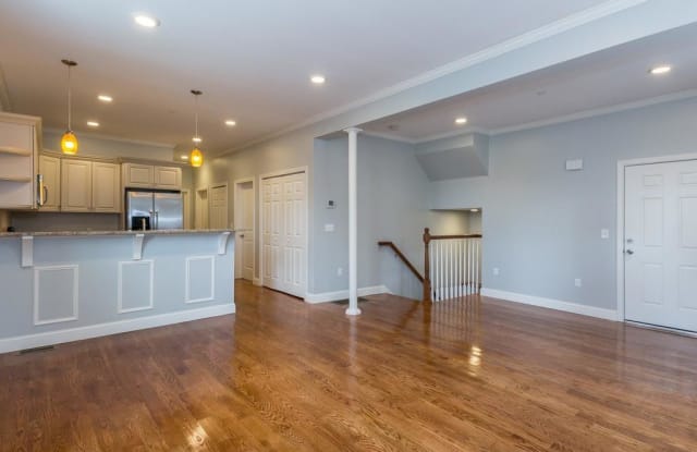 110 Shute Street - 110 Shute Street, Everett, MA 02149
