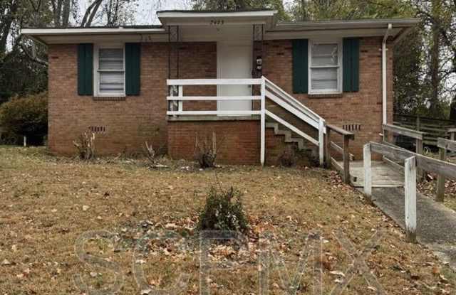 2423 Crestview Dr photos photos