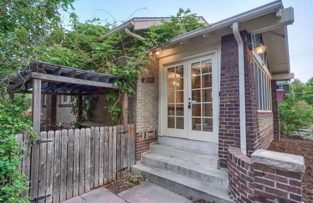 MOVE IN INCENTIVE! Remodeled Highland's Bungalow-Available now! - 2689 Irving Street, Denver, CO 80211