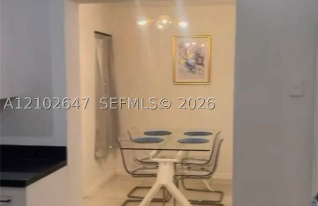 1100 NW 11th Pl Gallery 3
