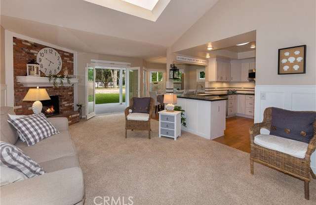 31152 Via Cristal Gallery 2