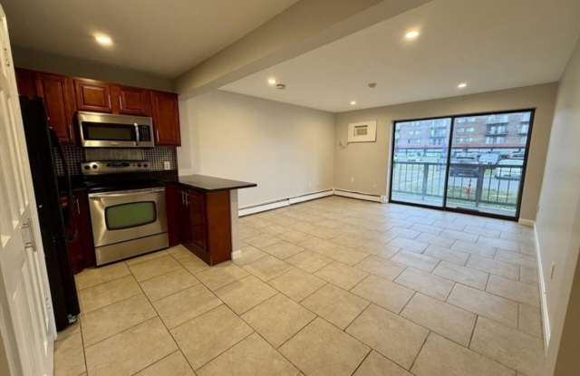 Beautiful Studio condo, ground floor, community pool photos photos