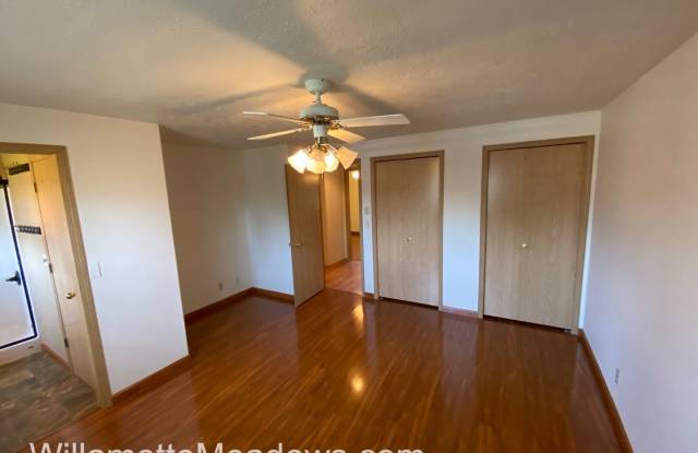 Beautiful 3 Bedrooms, 2 Bathrooms, In Aumsville - 850 North 10th Place, Aumsville, OR 97325