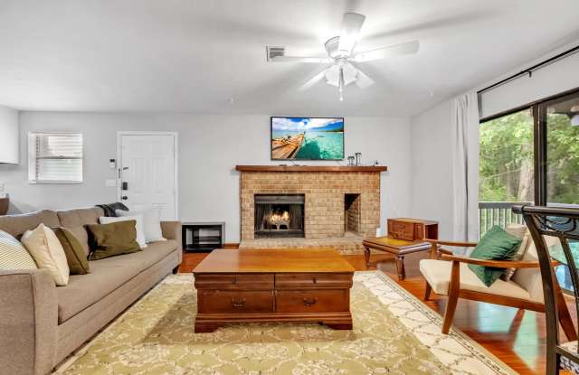 1942 Darryl Drive - 1 Gallery 4