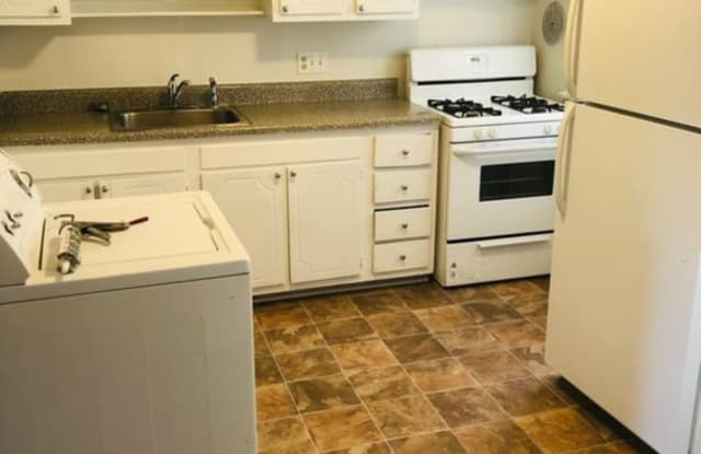 2718 Goolsby Ct Gallery 2