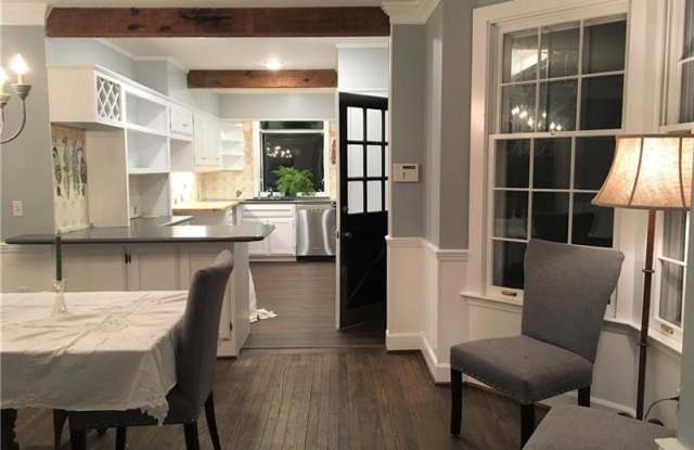277 W Wesley Road NW Gallery 3
