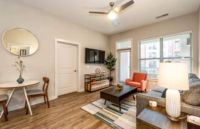 4208 Six Forks Rd - 4208 Six Forks Road, Raleigh, NC 27609