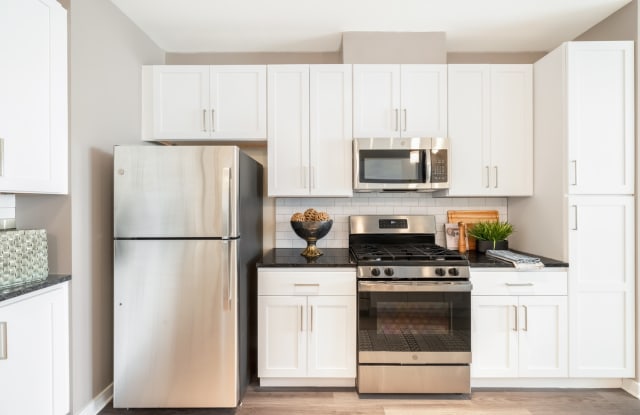 Creekstone Village Apartments Gallery 3