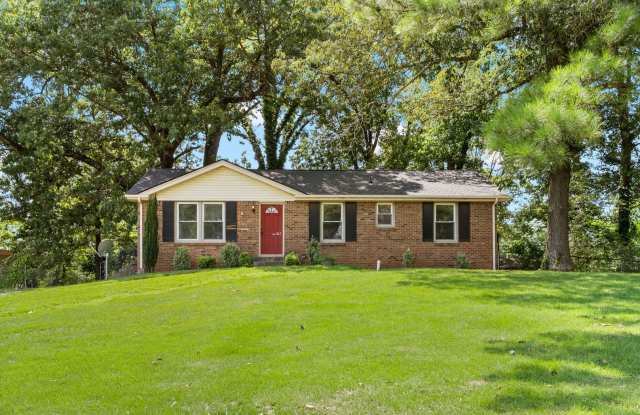 3 Bedroom Pet Friendly Home For Rent! photos photos