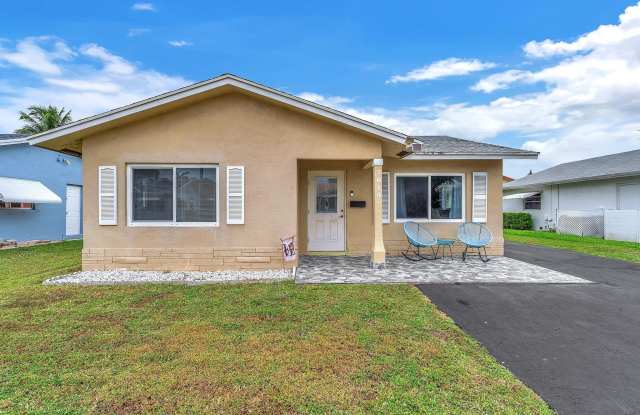 7615 NW 68th Avenue photos photos