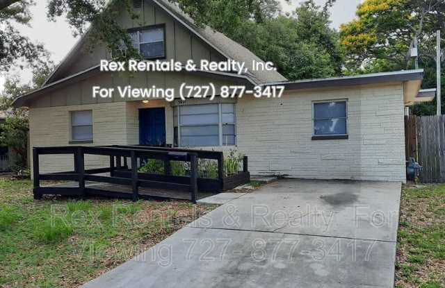 5621 Burlington Avenue North - 5621 Burlington Avenue North, St. Petersburg, FL 33710