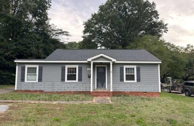 2615 Ashley Rd photos photos