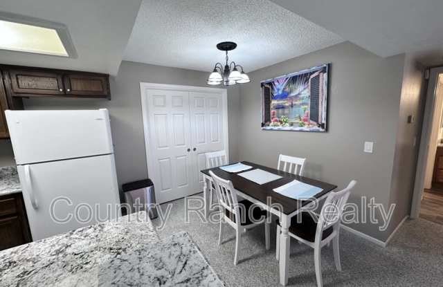 441 Moser Avenue - B8 Gallery 2