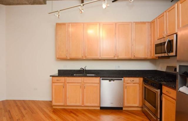 931 Van Buren Gallery 4
