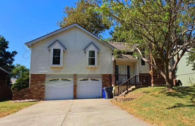 13944 S Raintree Drive Gallery 1