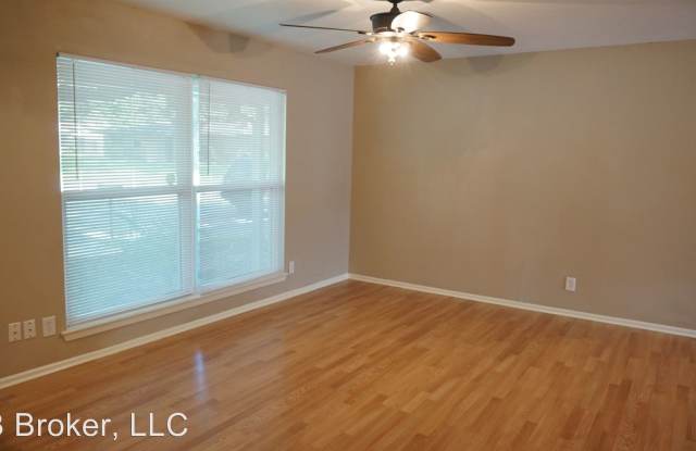 8727 Tradewind Dr. Gallery 2