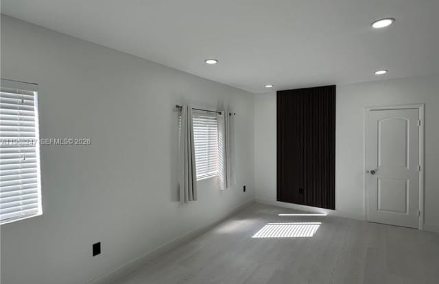 109 NW 6th Ave photos photos