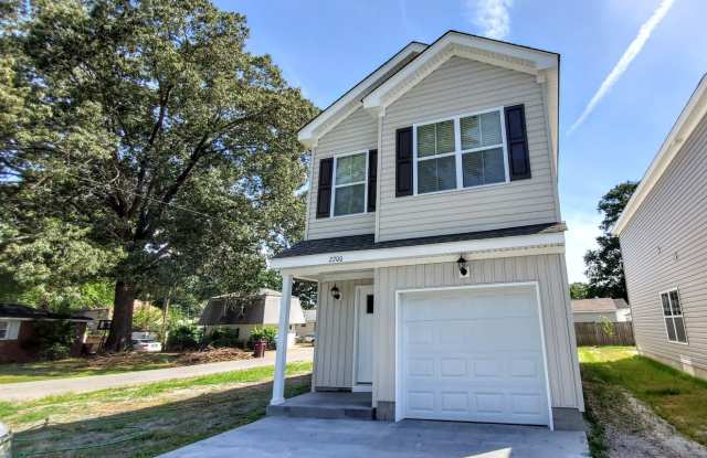 2200 Engle Avenue - 2200 Engle Ave, Chesapeake, VA 23320