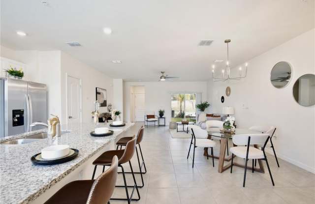 6186 GALLOPING DRIVE Gallery 4