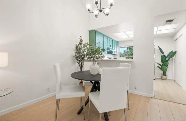 1050 Summermist Ct Gallery 3