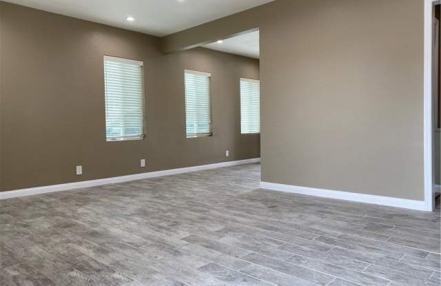 7836 Claybeck Avenue Gallery 4