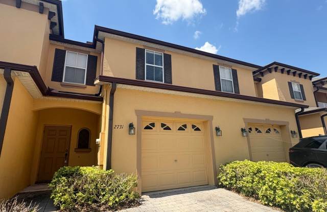 Gated 3B/2.5B Sanford Townhome ~ Fresh paint! ~ New flooring! photos photos