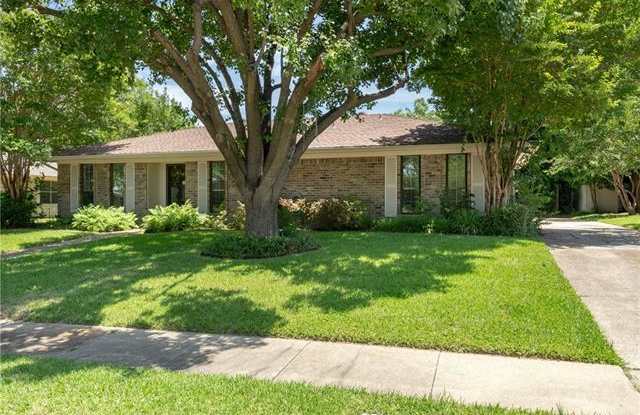 2728 Chadwick Drive Gallery 3