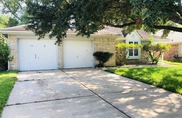 15823 Roxton Ridge Drive Gallery 2