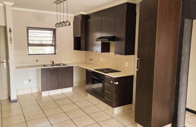 900 Midland Ave Apt 2D photos photos